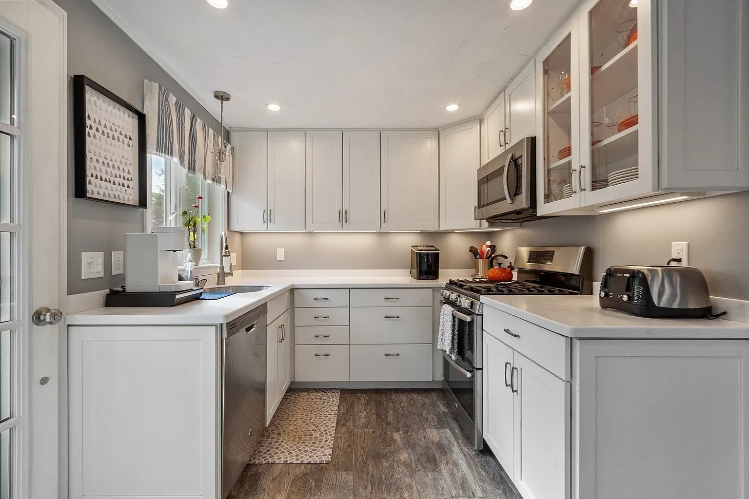 1B Greystone 06