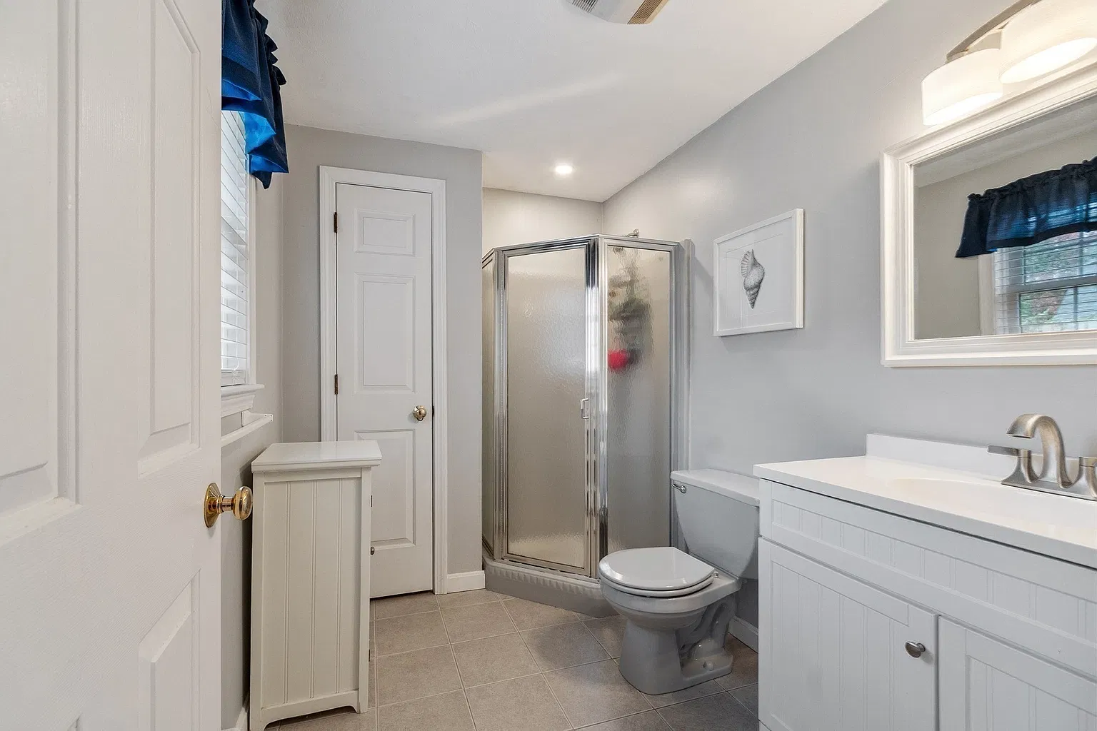 1B Greystone 17